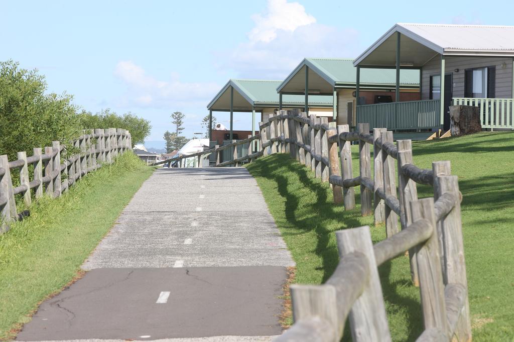 Bulli Beach Tourist Park Hotel Exterior photo